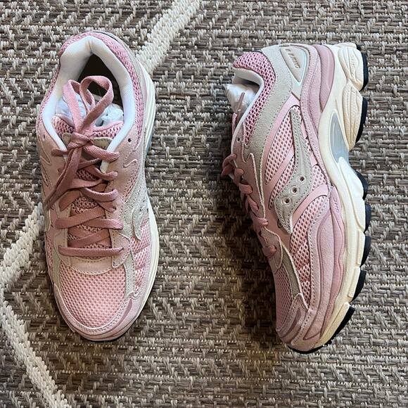 Saucony Progrid Omni 9 Sz mens 9/ Womens 10.5 x Anthropologie Pink Rose - Picture 1 of 7